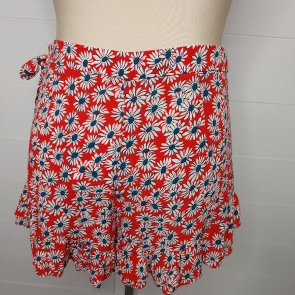 Zara wrap front ruffle daisy shorts size XS - Picture 9 of 12